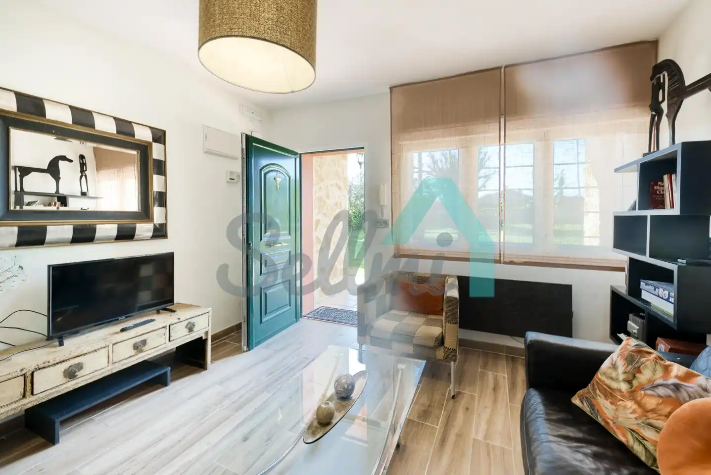 Sala d'estar de Casa o xalet en venda en Villaviciosa amb Calefacció, Jardí privat i Terrassa