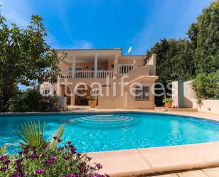 Vista exterior de Apartament de lloguer en Altea amb Aire condicionat, Terrassa i Piscina