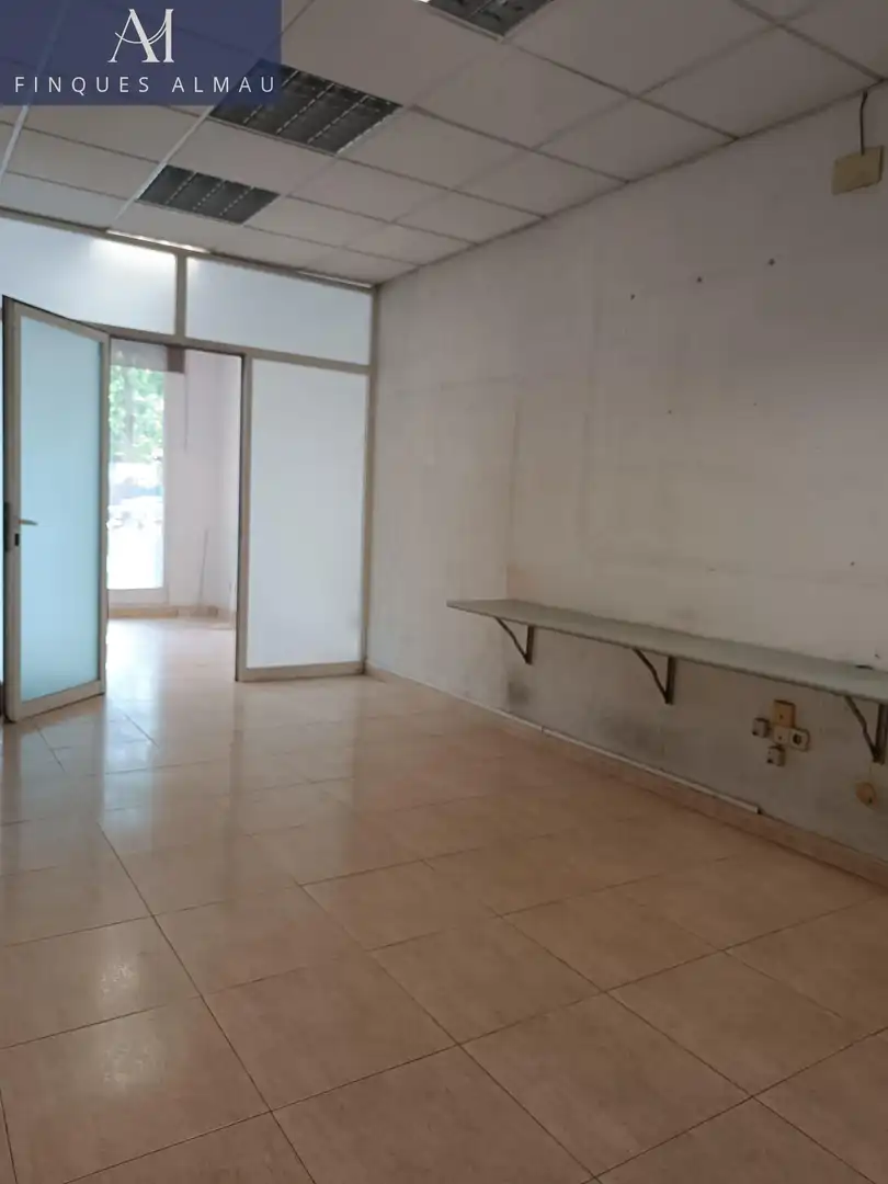 Local en venta en Granollers con Aire acondicionado