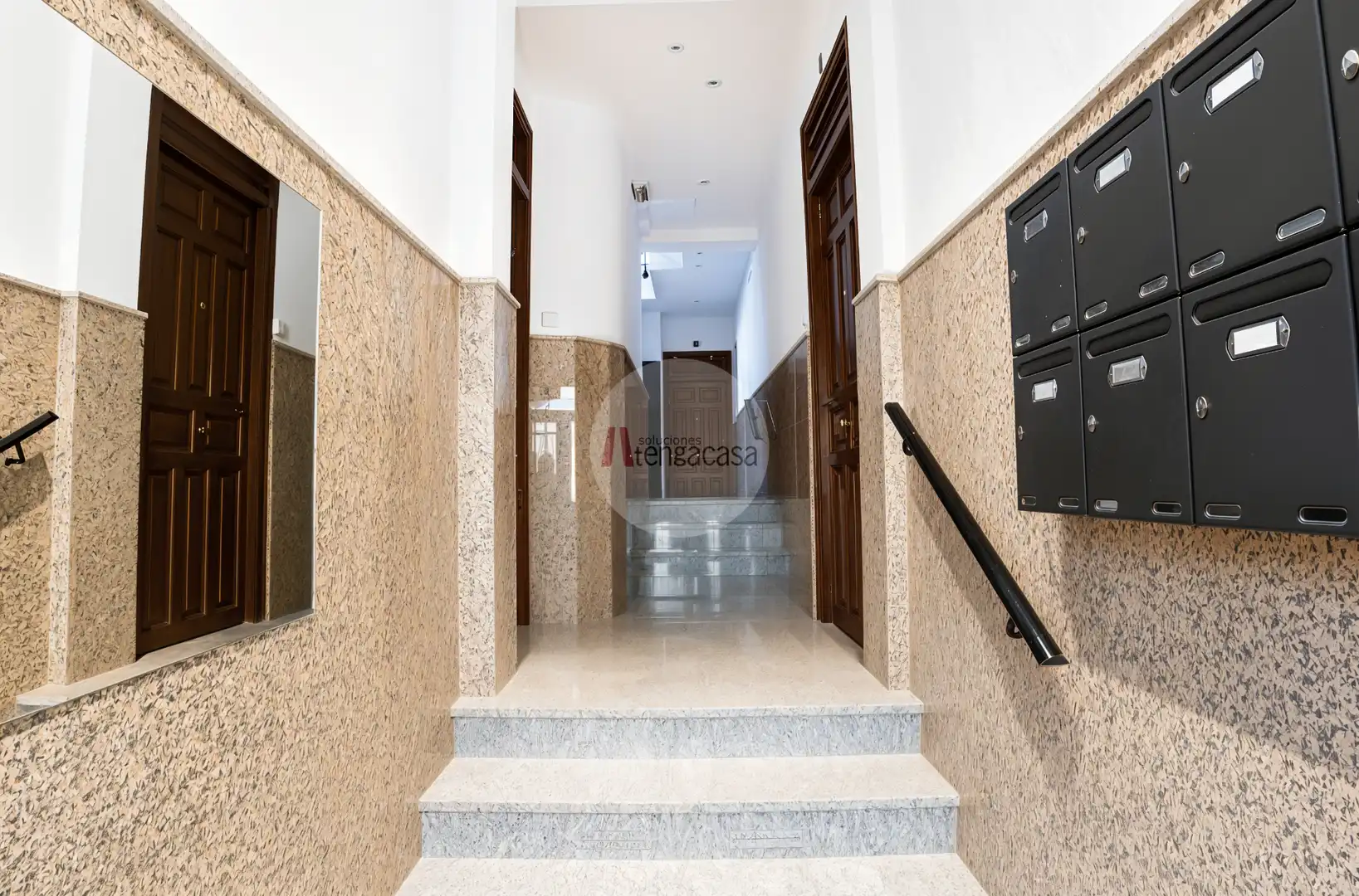 Flat for rent in Madrid  with Air Conditioner, Heating and Washing machine