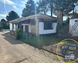 Vista exterior de Casa o xalet en venda en Fuentenava de Jábaga amb Calefacció, Jardí privat i Terrassa