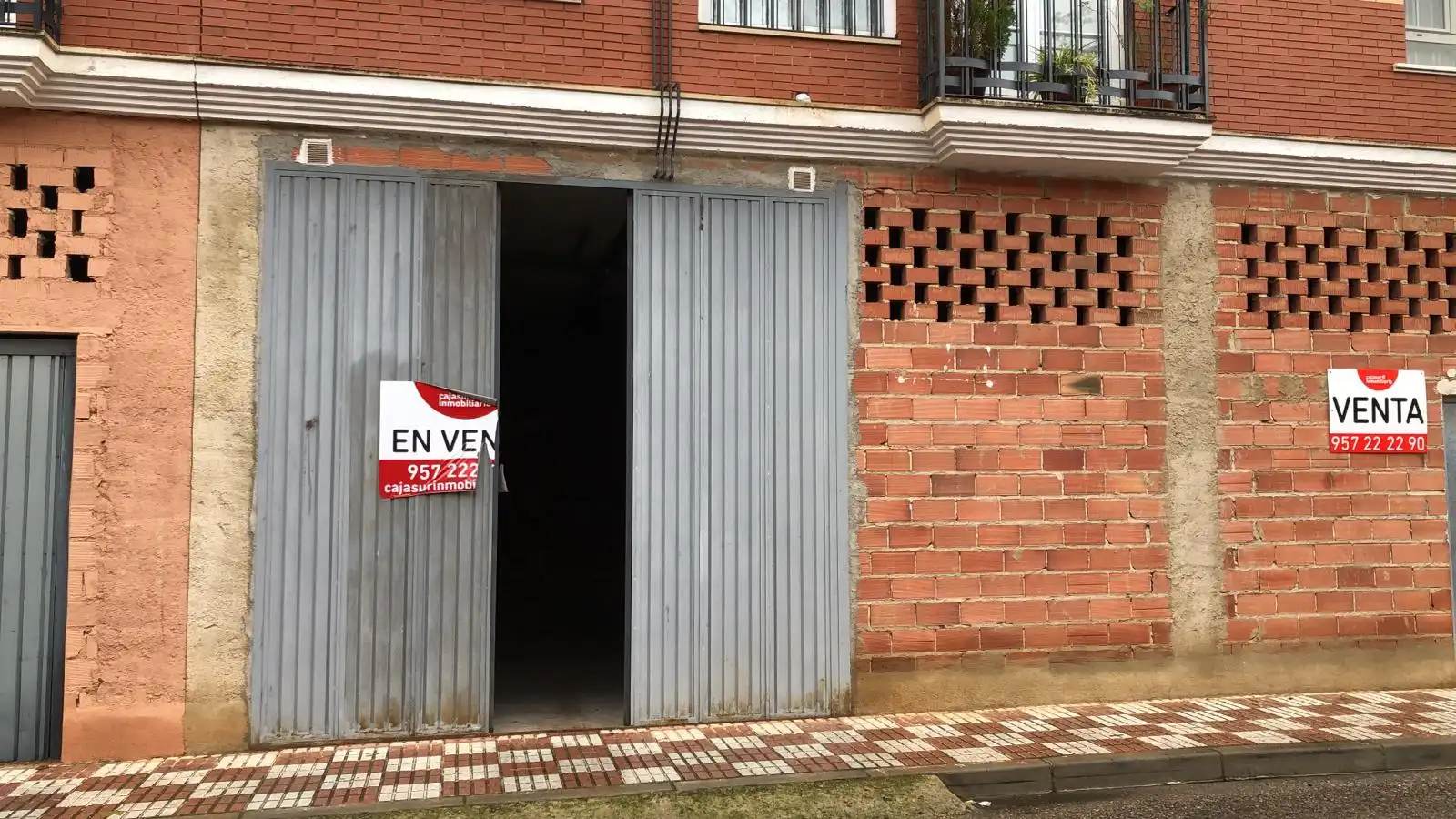 Local comercial en venda a Avenida de la Ilustración 20, imagen 5