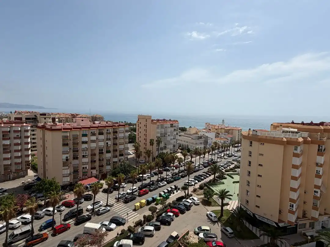 Vista exterior de Pis en venda en Torrox