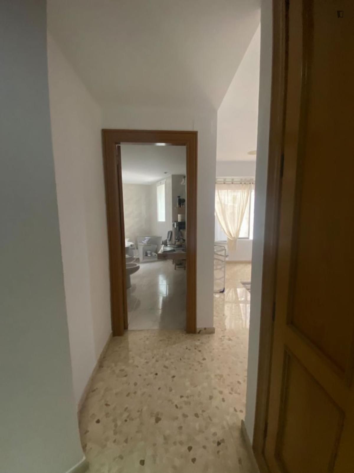 Apartment to share in Exposició