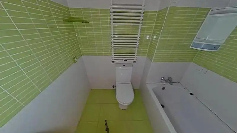 Badezimmer von Wohnung zum Verkauf in Tarragona mit Balkon