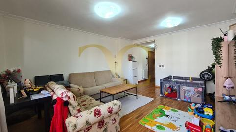 Foto 4 de Piso en venta en Calle Puerto Angliru, Lugones, Siero