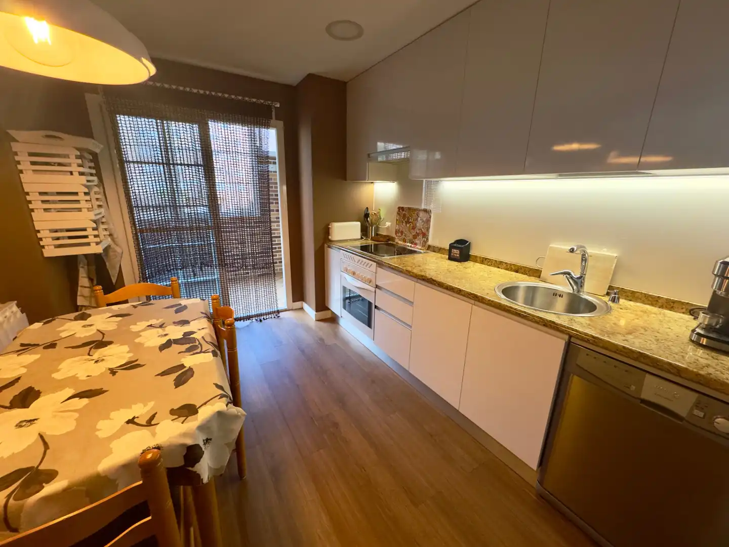 Cocina de Piso en venta en Coslada con Aire acondicionado, Calefacción y Terraza