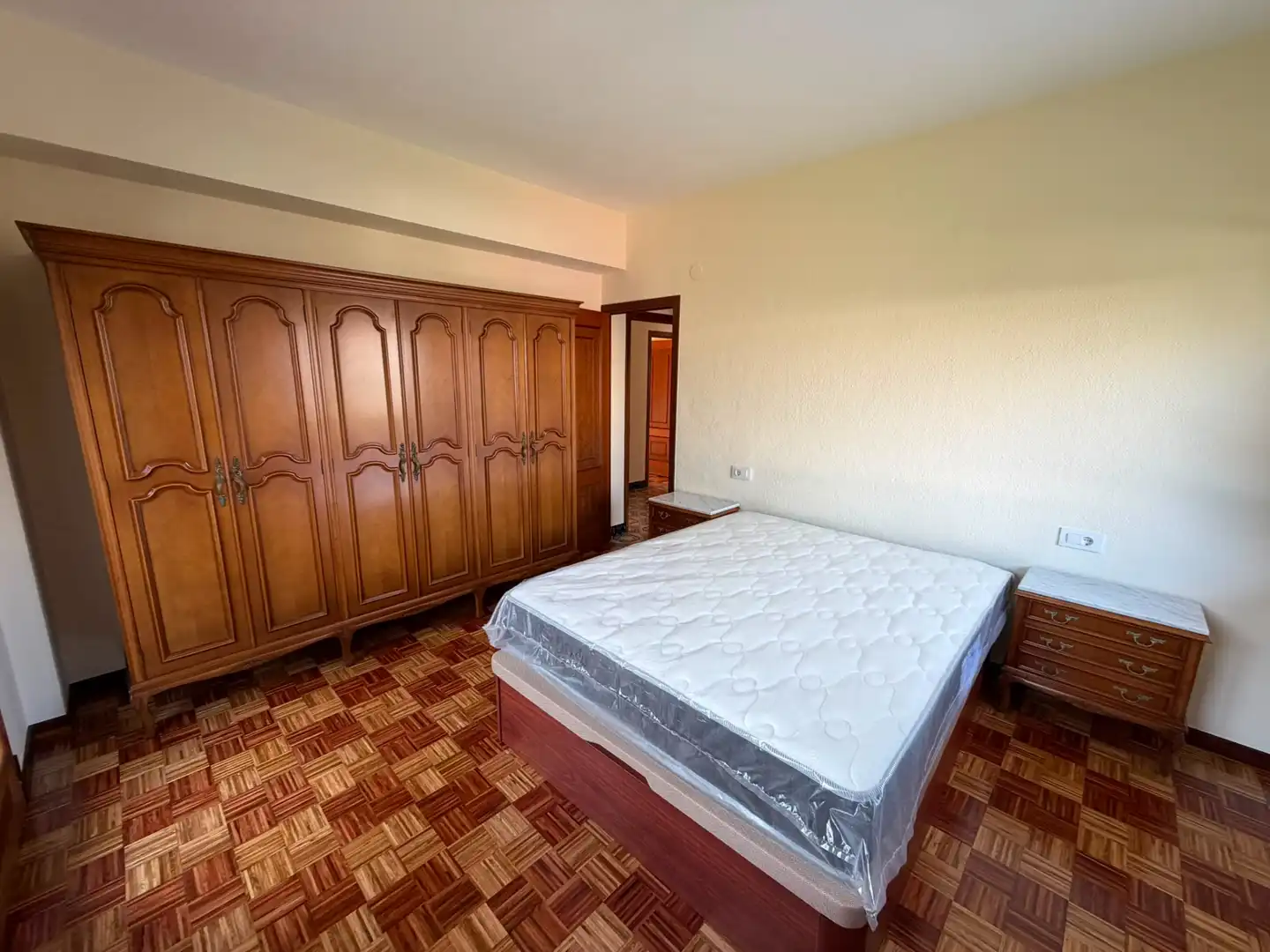 Habitación de Casa o chalet de alquiler en Lugo con Calefacción, Terraza y Amueblado