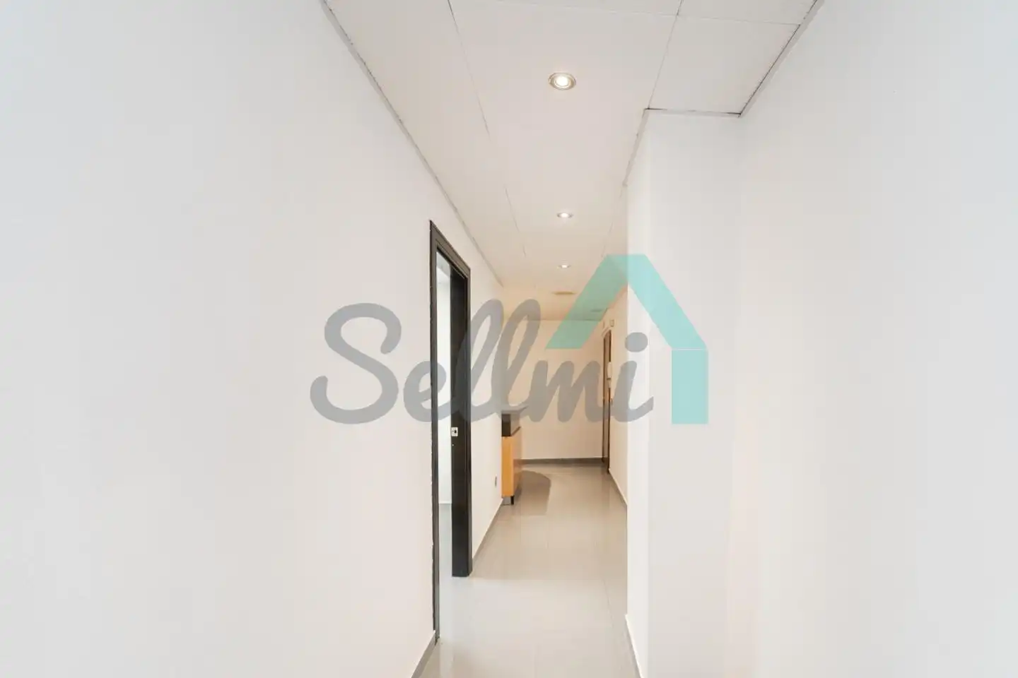 Büro mit Aufzug zur Miete in Uría, imagen 5