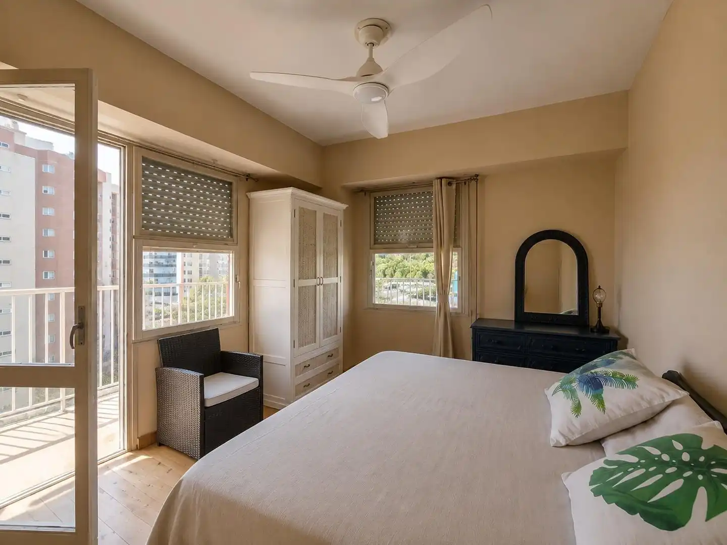 Dormitori de Apartament en venda en Alicante / Alacant amb Terrassa i Moblat
