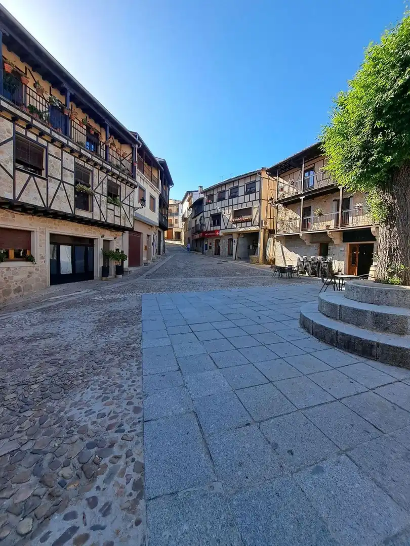 Vista exterior de Casa o chalet en venta en San Esteban de la Sierra