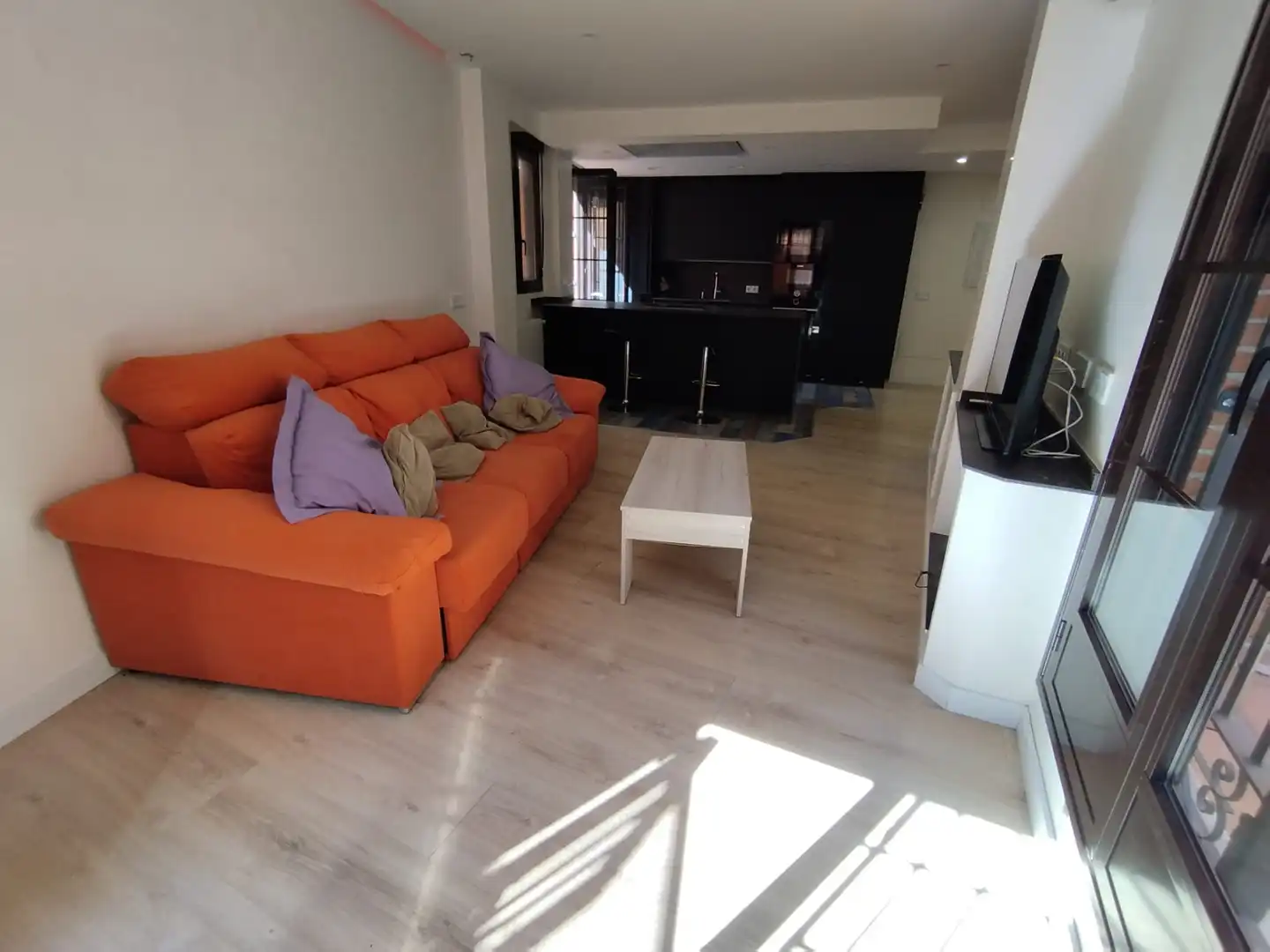 Sala d'estar de Apartament de lloguer en Alcalá de Henares amb Aire condicionat, Calefacció i Traster