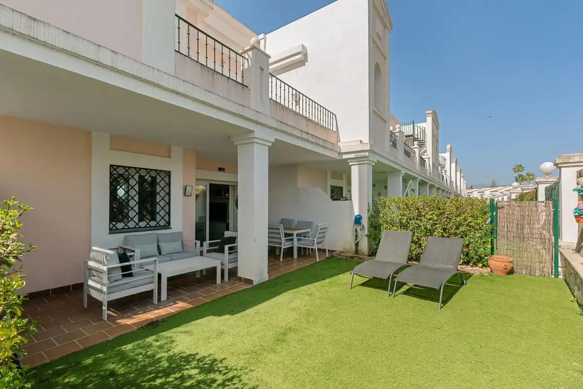 Apartamento con ascensor en venta en Nueva Andalucía, imagen 3