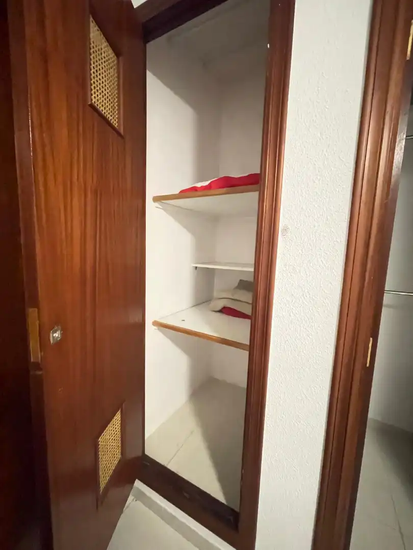 Habitación de Casa adosada en venta en San Pedro del Pinatar con Jardín privado, Amueblado y Piscina comunitaria