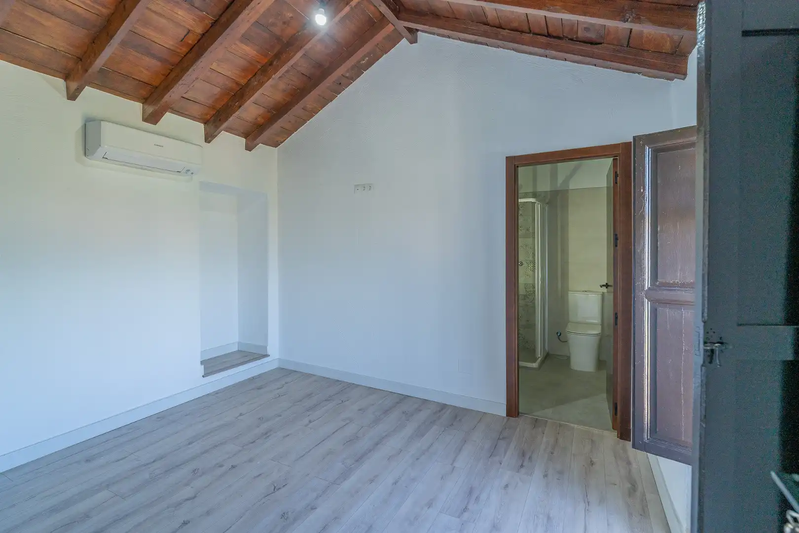 Dormitori de Finca rústica en venda en Álora amb Aire condicionat, Calefacció i Jardí privat