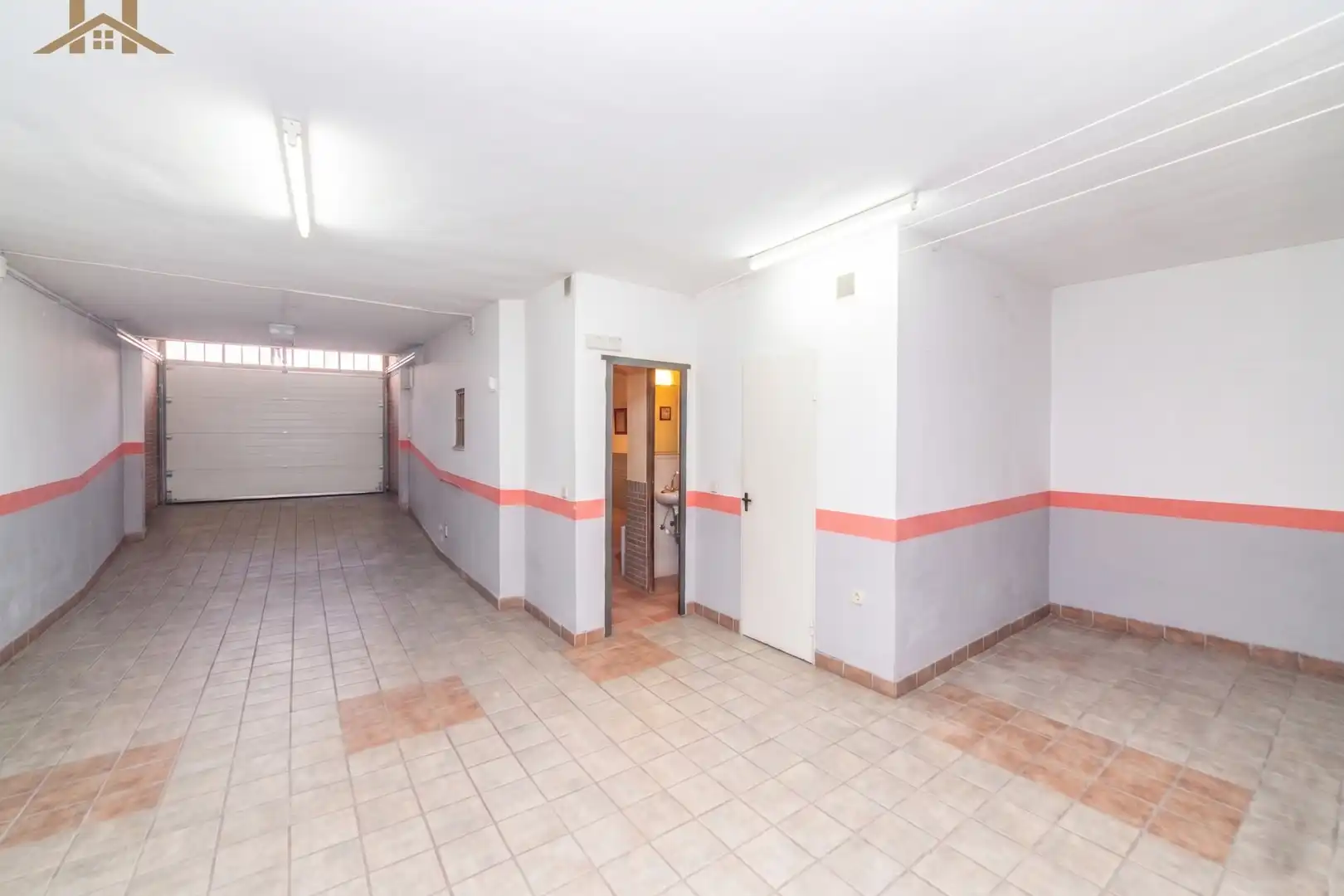 Casa adosada en venta en Boadilla del Monte con Aire acondicionado, Calefacción y Jardín privado