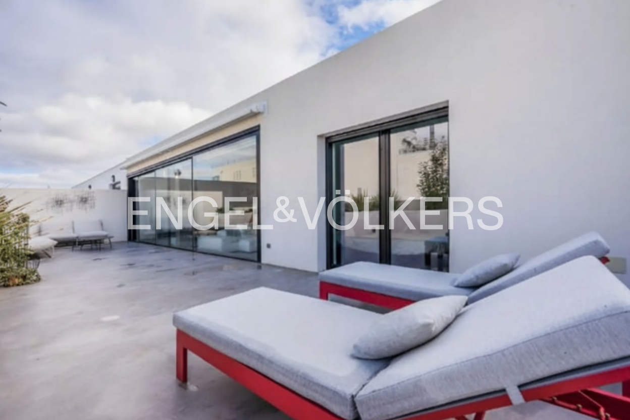 Terrace of Attic to rent in  Madrid Capital  with Air Conditioner, Heating and Terrace