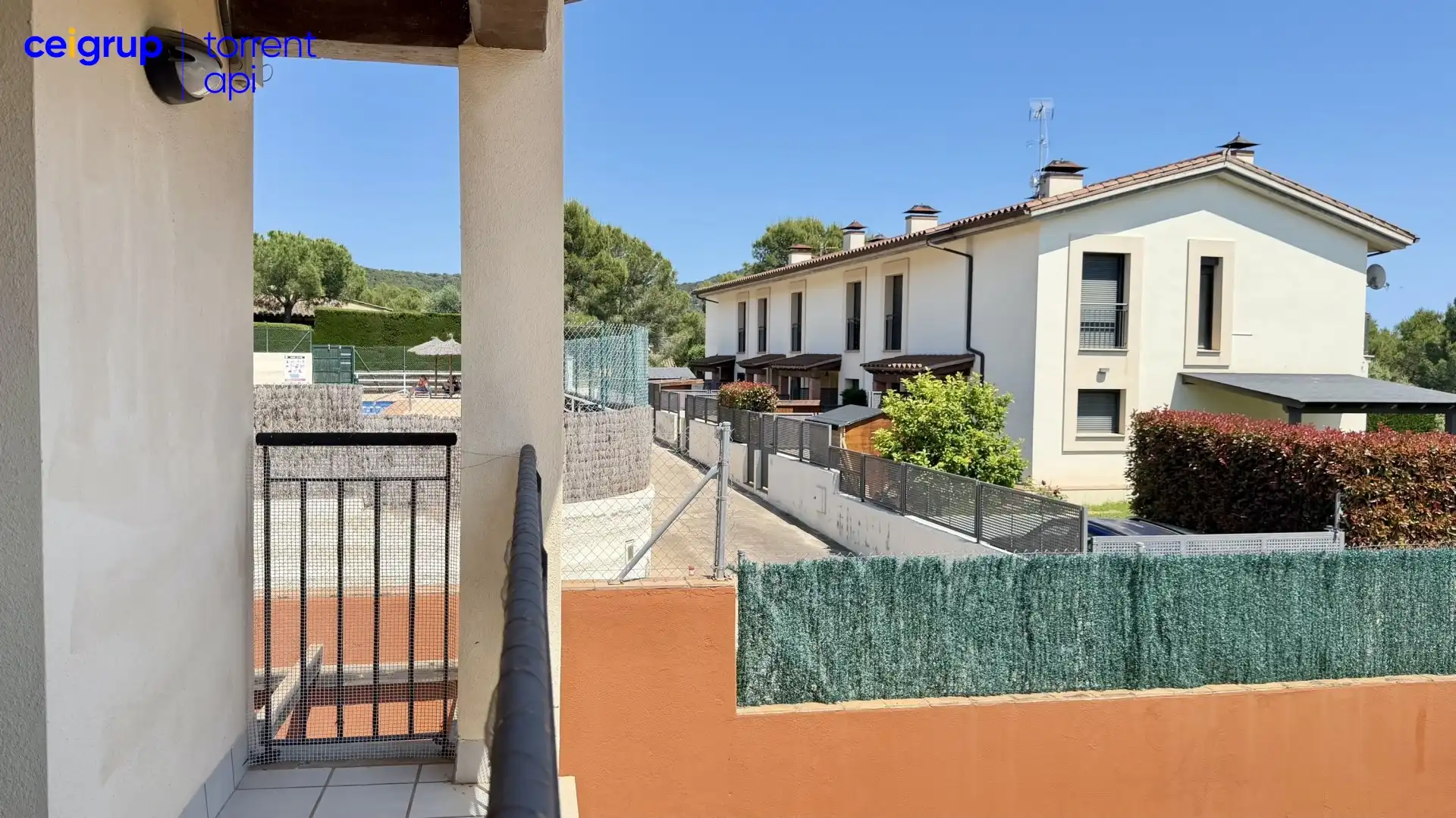 Terraza de Casa adosada en venta en L'Estartit con Terraza, Piscina y Amueblado
