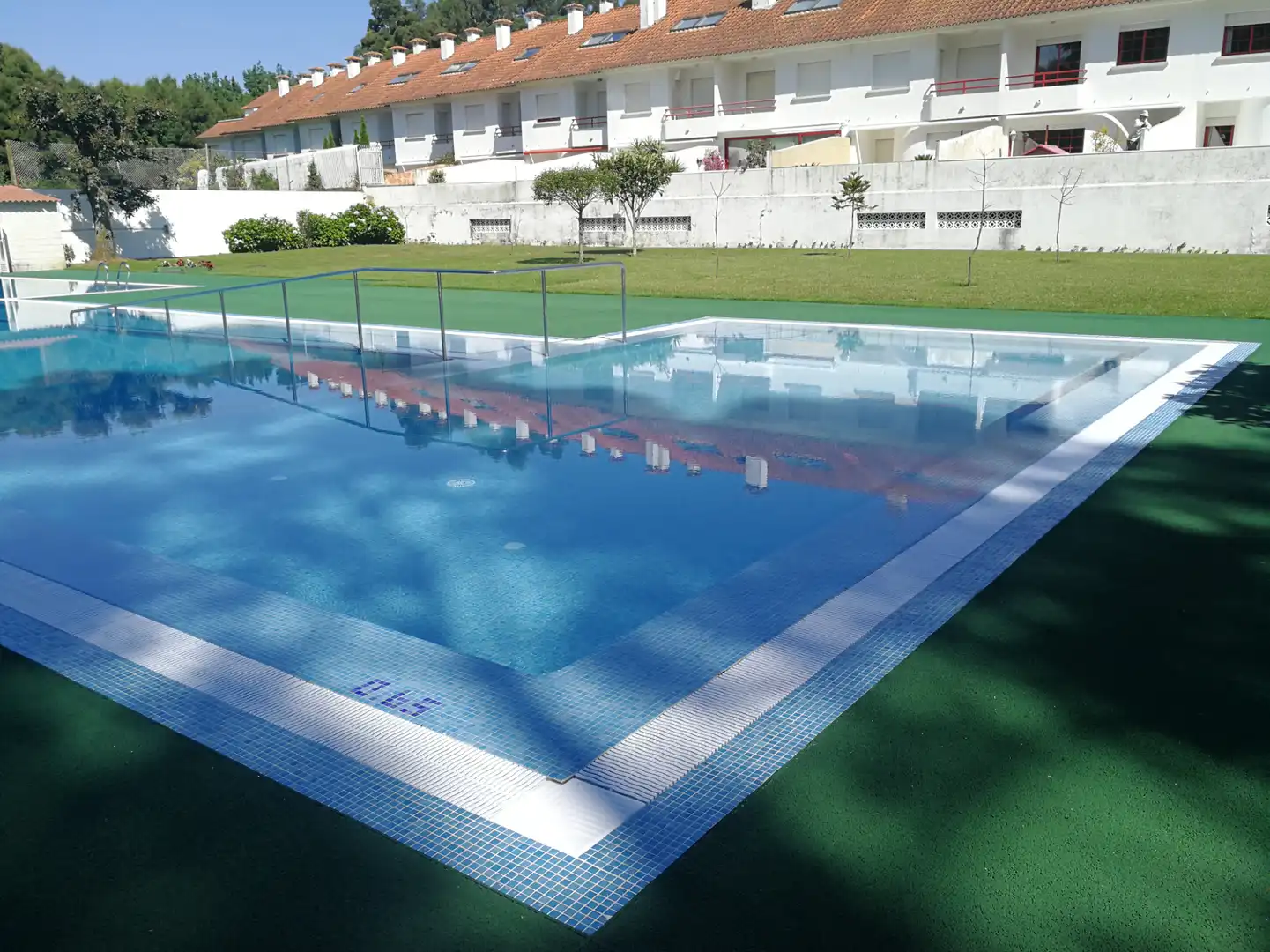 Piscina de Piso en venta en Sanxenxo con Jardín privado, Terraza y Piscina