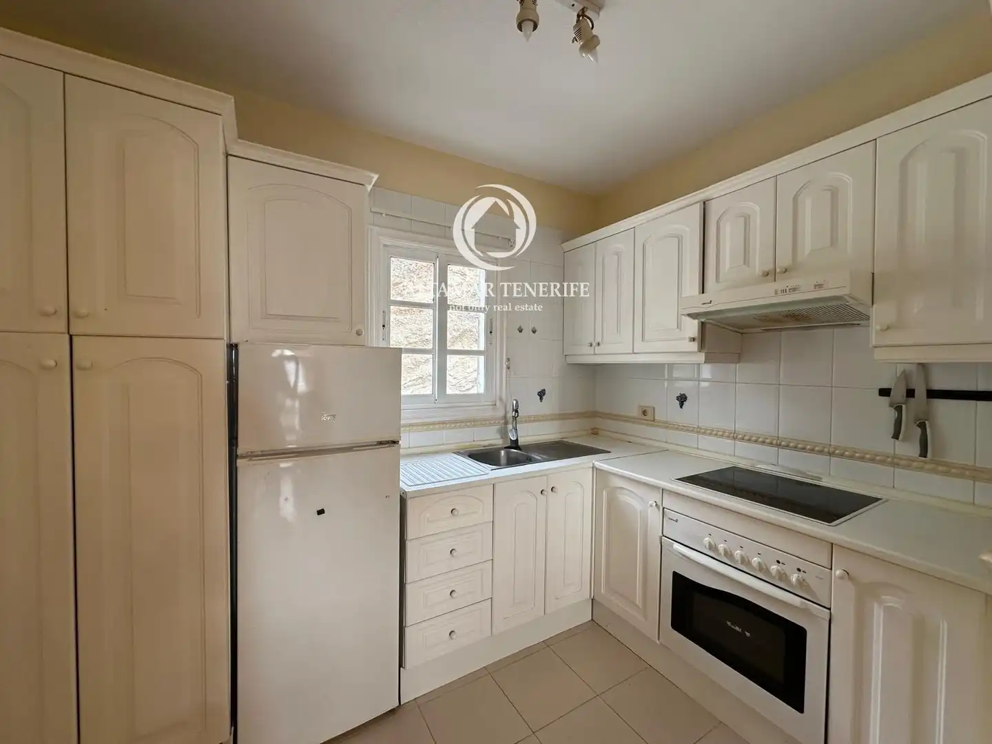 Apartament amb terrassa en venda a Asturias, imagen 11