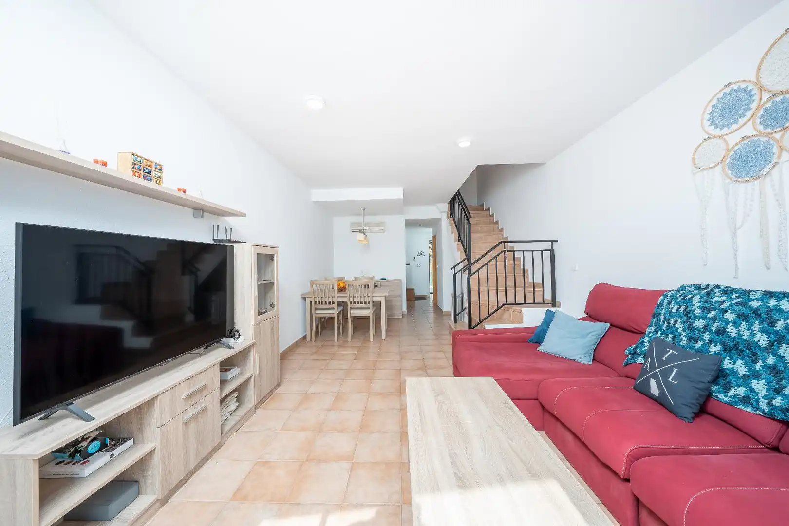 Sala de estar de Casa o chalet en venta en Finestrat con Aire acondicionado, Calefacción y Jardín privado