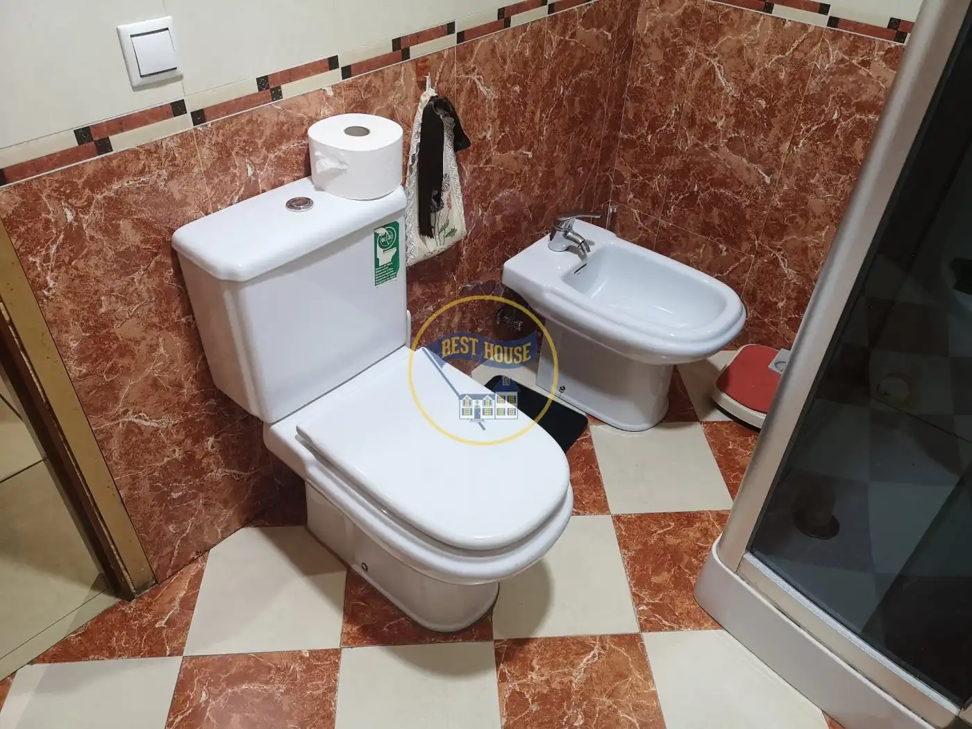 Baño de Finca rústica en venta en León Capital  con Calefacción, Jardín privado y Terraza