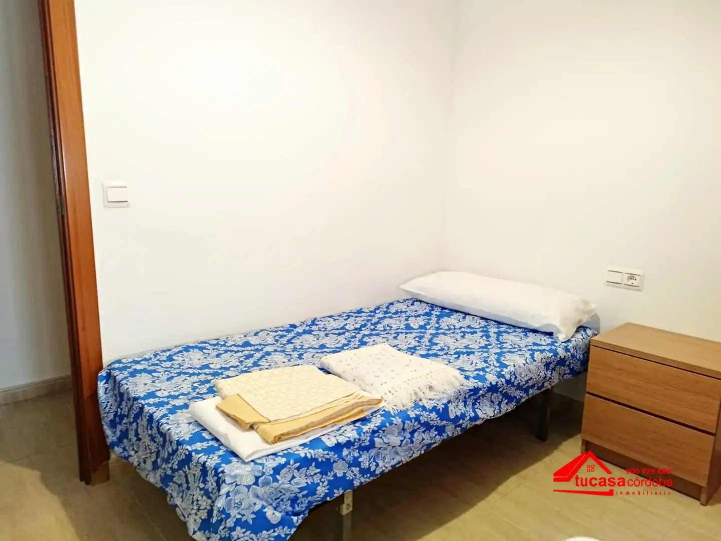 Bedroom of Flat for sale in Córdoba  with Air Conditioner, Heating and Furnished