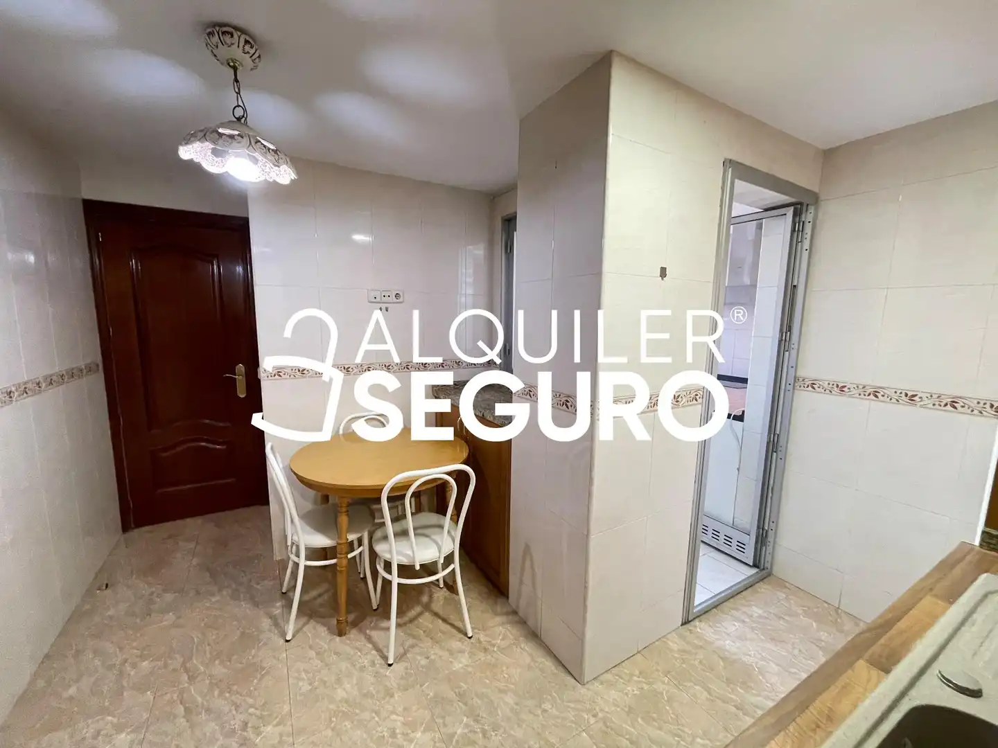 Exterior view of Flat for rent in Madrid  with Heating, Terrace and Swimming Pool