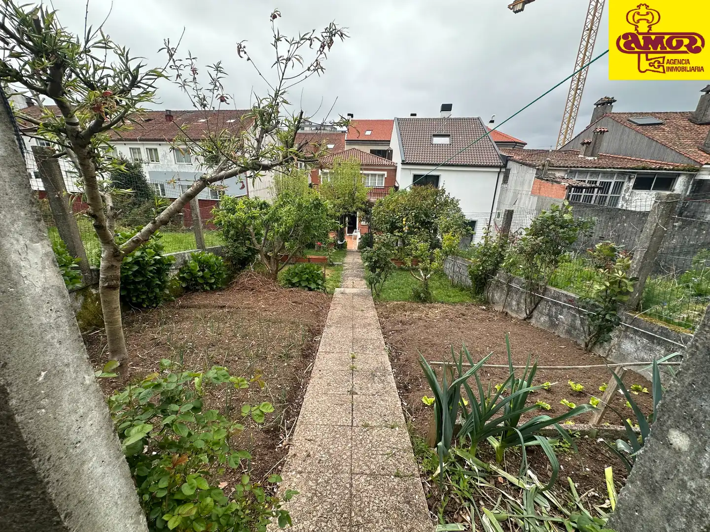 Jardí de Casa o xalet en venda en Santiago de Compostela  amb Calefacció, Jardí privat i Terrassa