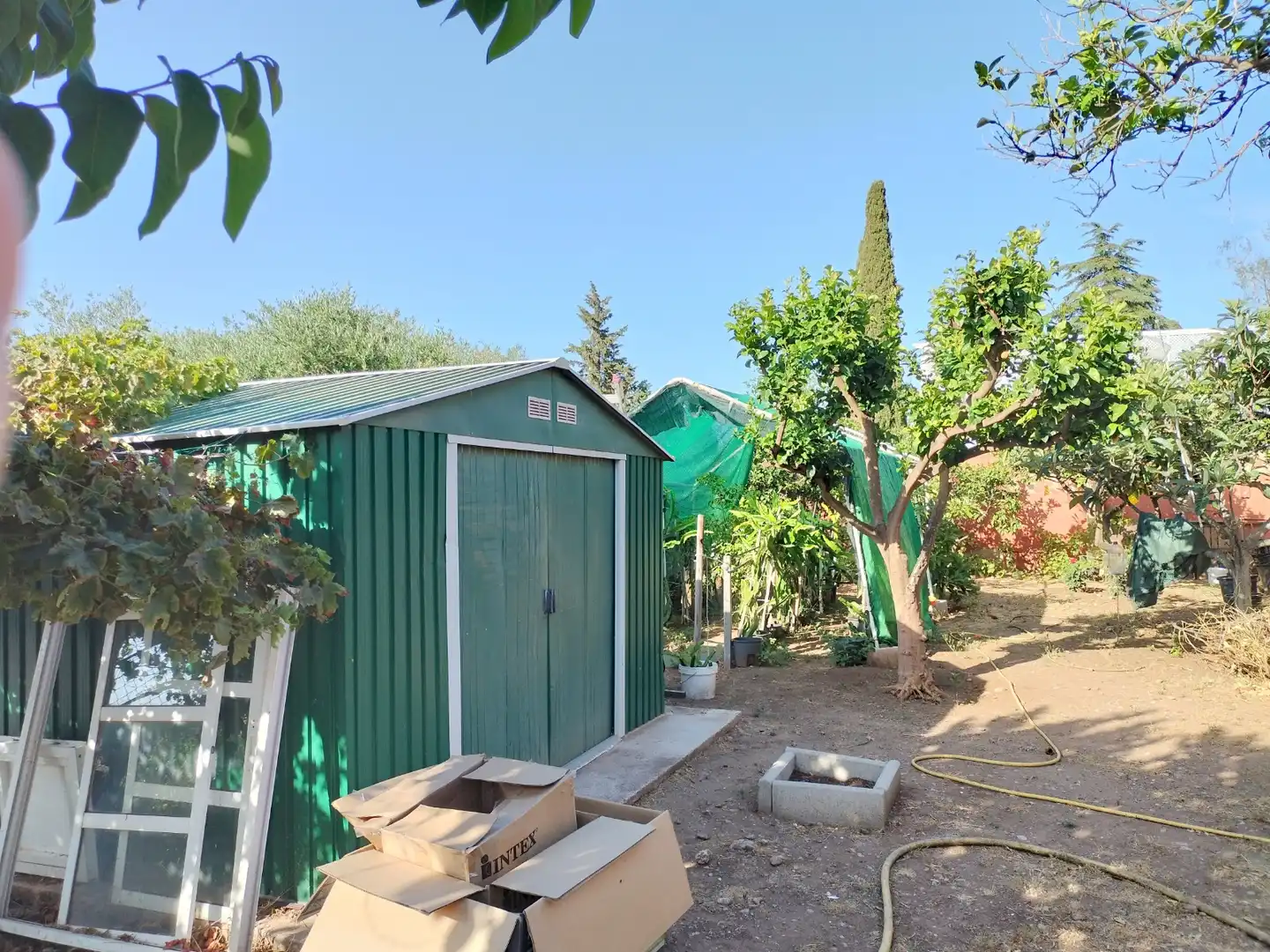 Jardí de Casa o xalet en venda en Alhaurín de la Torre amb Aire condicionat, Jardí privat i Piscina