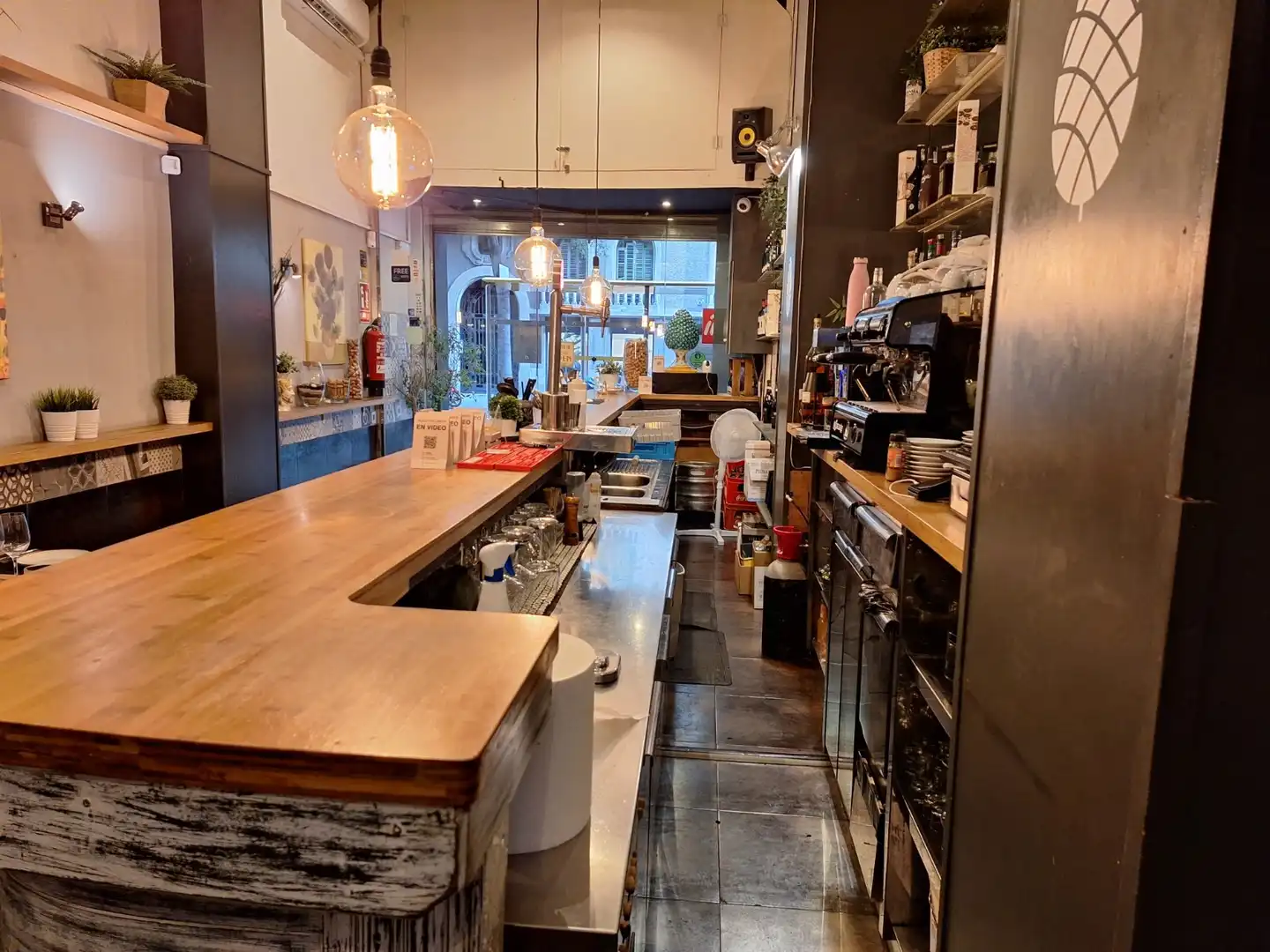 Business premises for transfer in Eixample, imagen 7