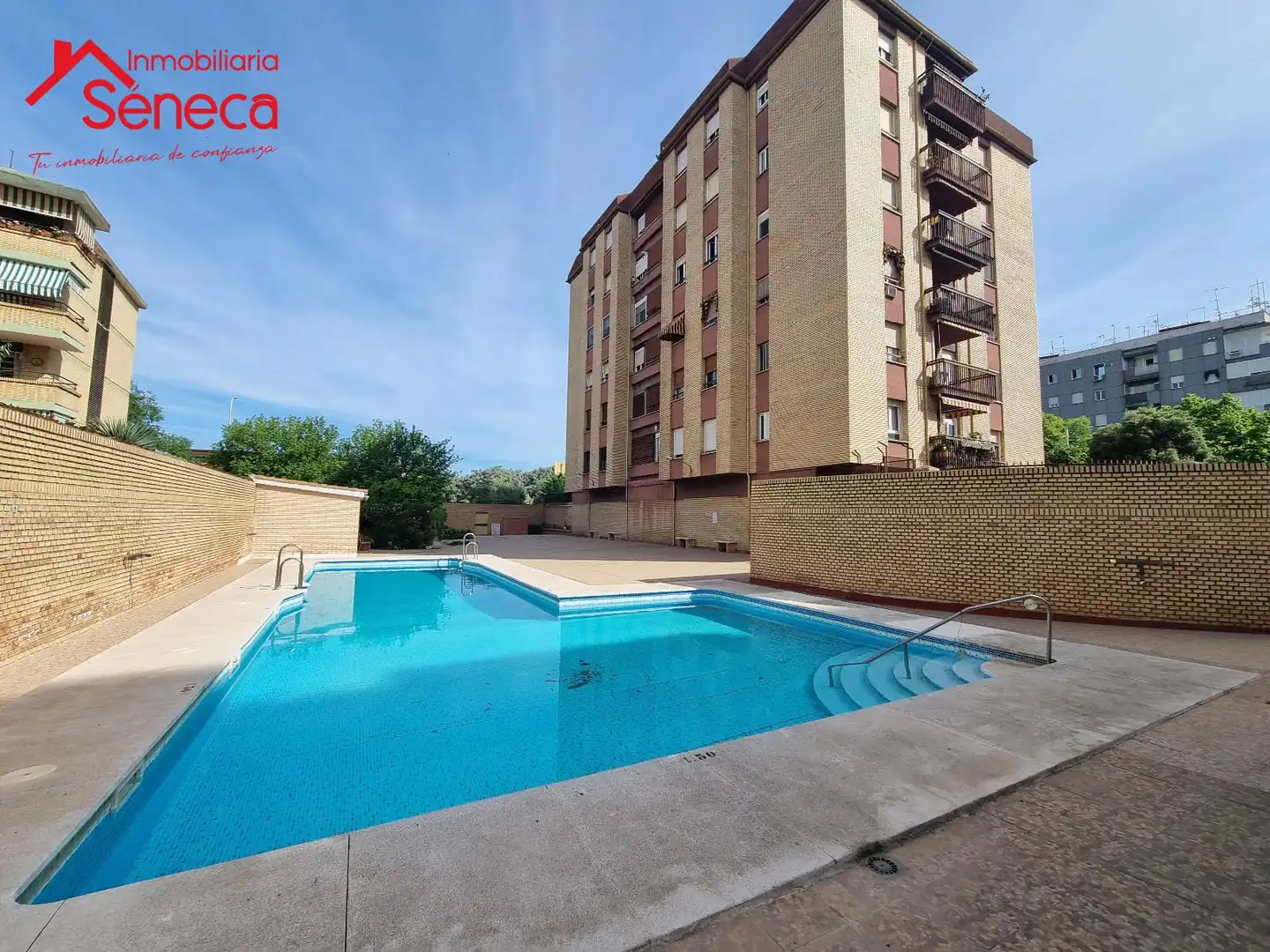 Piscina de Pis en venda en  Córdoba Capital amb Aire condicionat, Calefacció i Terrassa