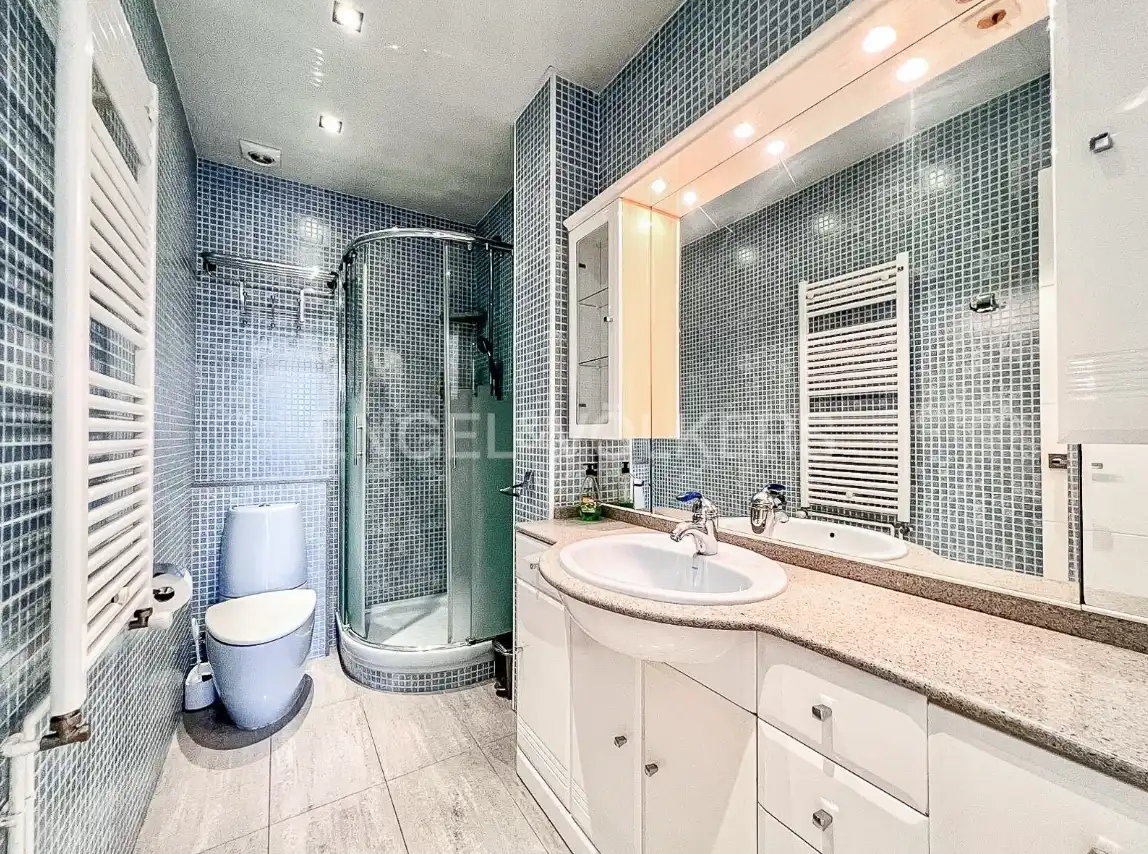 Baño de Ático en venta en Barcelona con Aire acondicionado, Calefacción y Amueblado