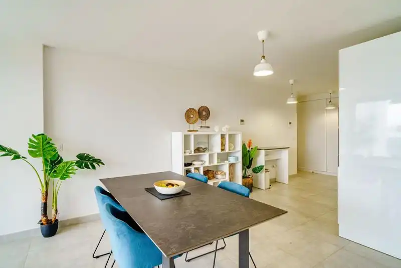 Apartamento de alquiler en Riviera del Sol