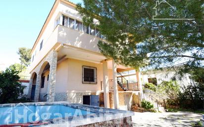 Exterior view of House or chalet for sale in Chiva  with Private garden, Terrace and Storage room