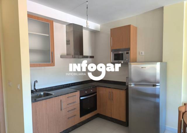 Piso en Venta en Praza do Calvario, 5D en O Rosal