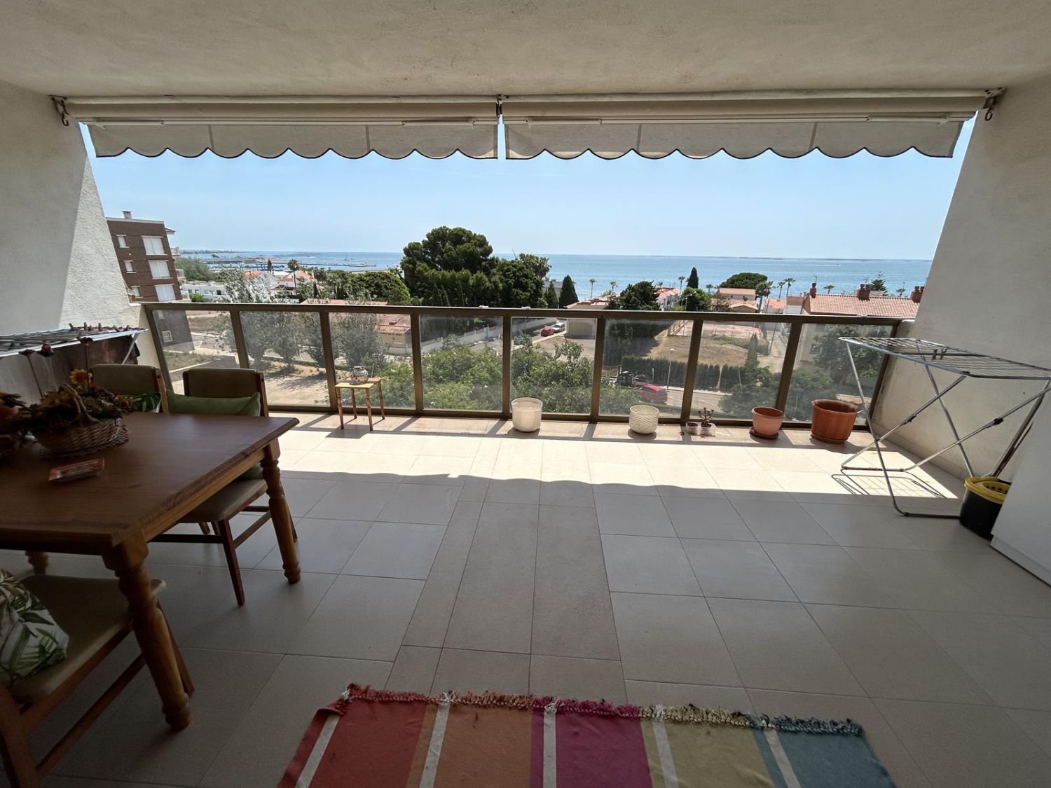 Vista exterior de Apartament en venda en Sant Carles de la Ràpita amb Terrassa i Balcó