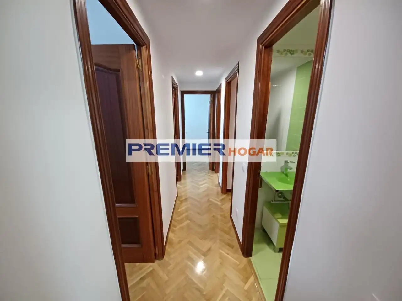 Flat for sale in Coslada  with Heating, Parquet flooring and Terrace