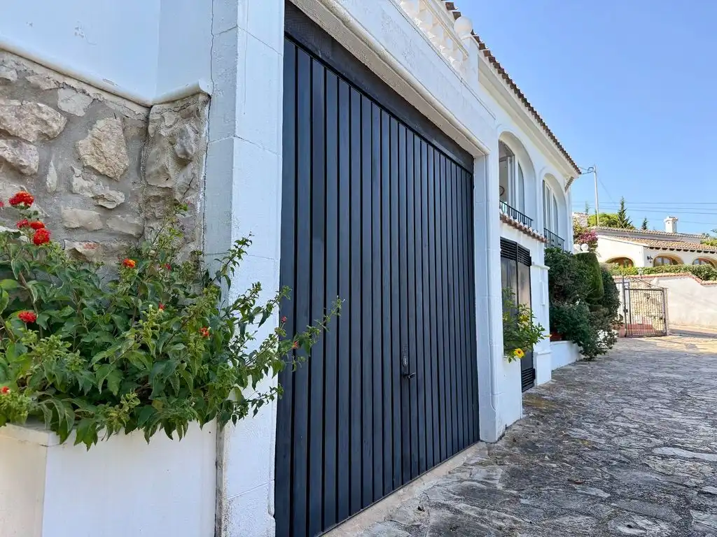 Vista exterior de Casa o chalet en venta en Jávea / Xàbia con Aire acondicionado, Calefacción y Jardín privado