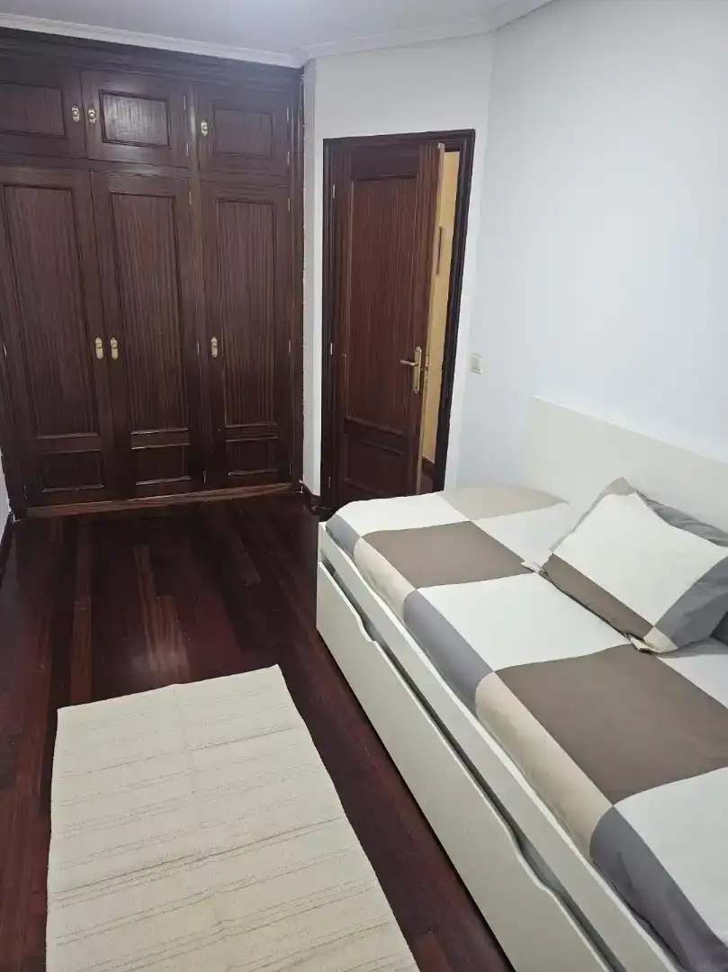Dormitori de Pis en venda en Santander