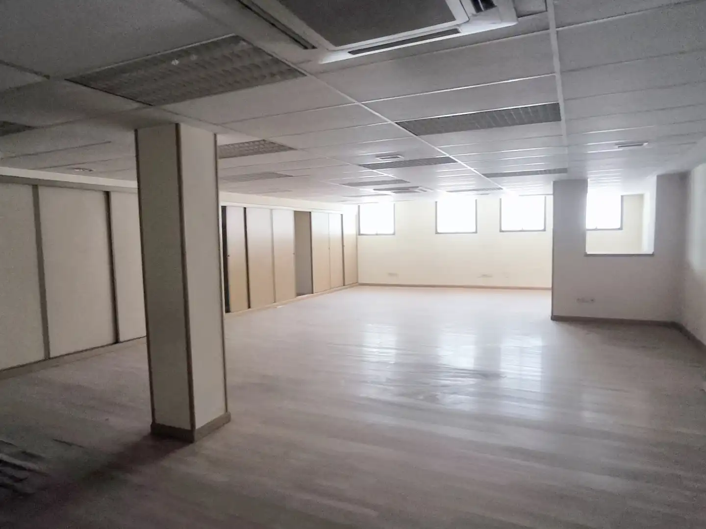 Business premises for sale in Calle Alvarfáñez de Minaya, imagen 2
