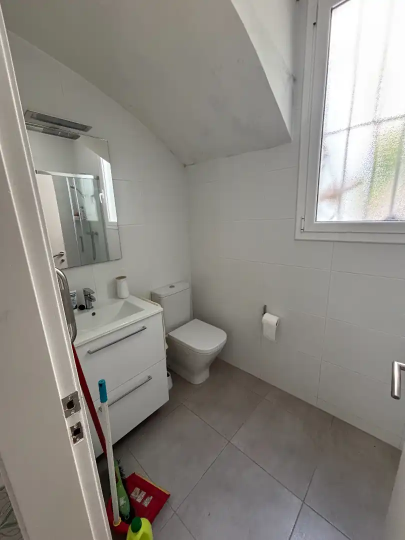 Baño de Casa adosada en venta en Premià de Mar con Jardín privado y Alarma