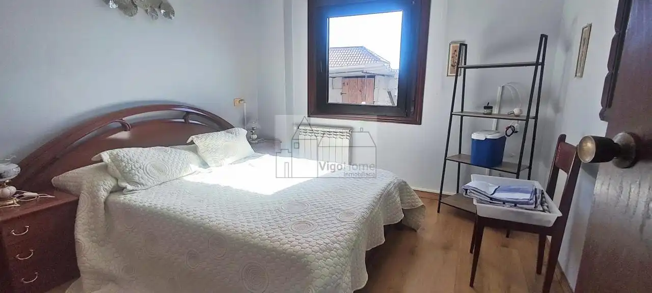 Habitación de Casa o chalet en venta en Vigo  con Calefacción, Jardín privado y Terraza