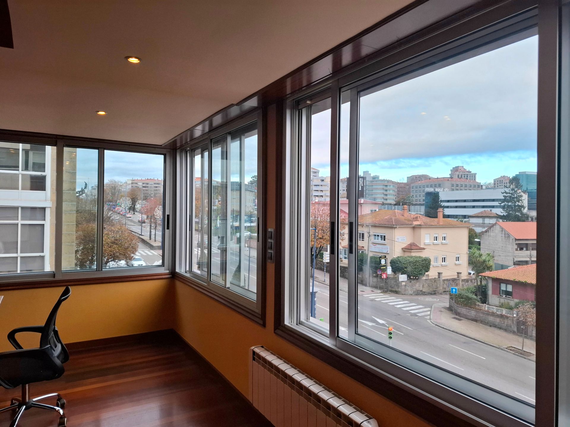 Flat for sale in Vigo   with Heating