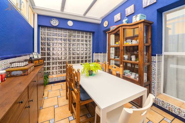 Casa adosada en Venta en Calle Isla de la Toja en Parque de la Coruña - Las Suertes