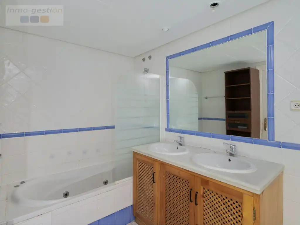 Badezimmer von Maisonette zur Miete in Marbella