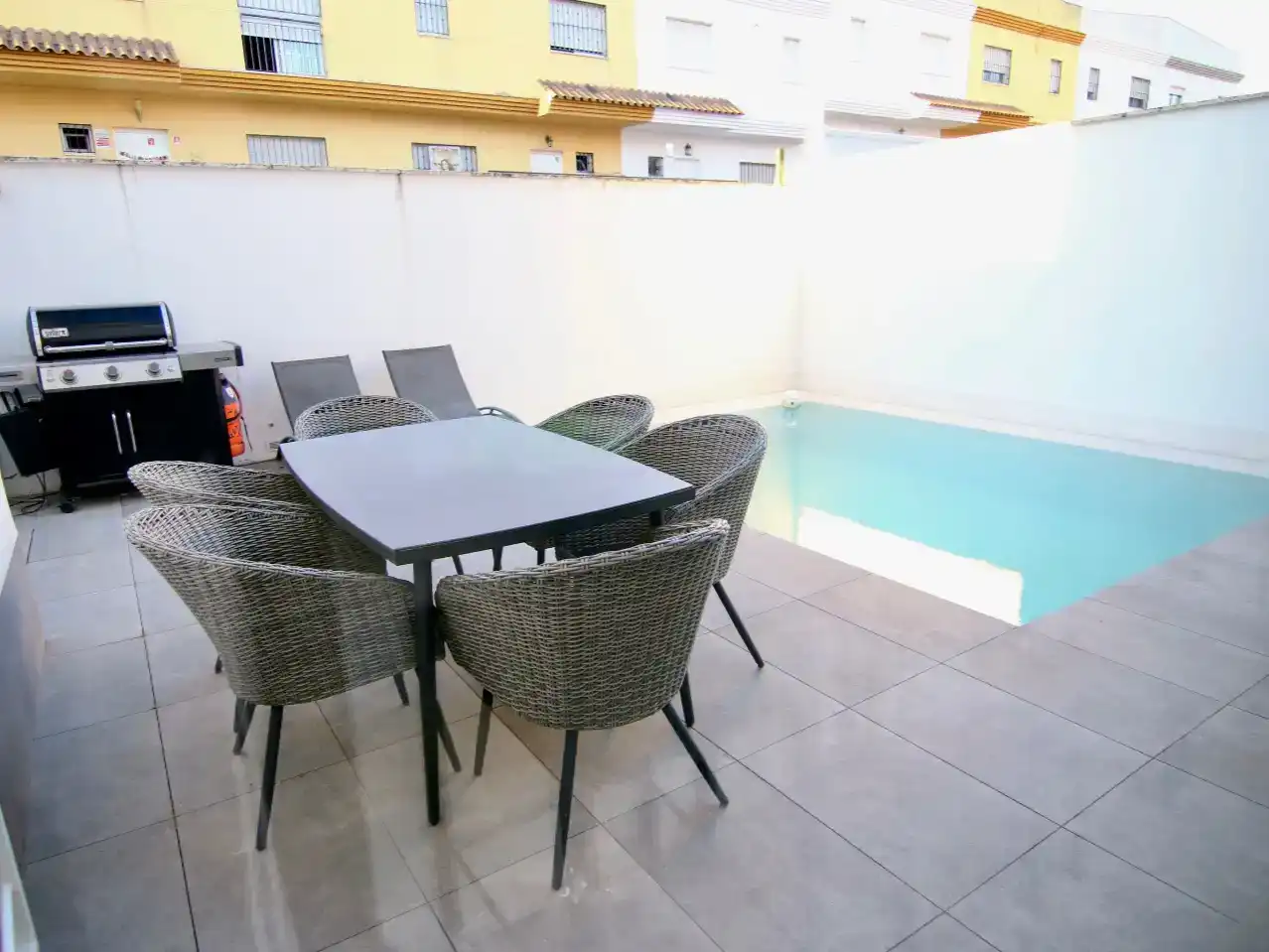 Terrassa de Casa o xalet en venda en Mairena del Aljarafe amb Aire condicionat i Piscina