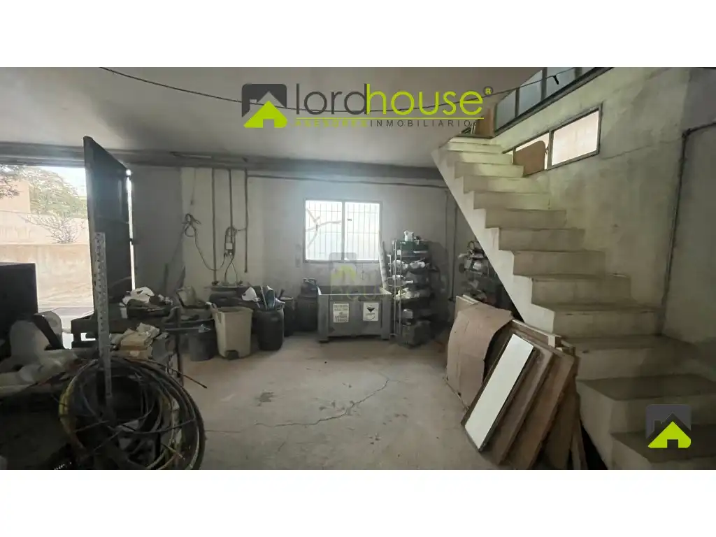Nave industrial en venta en Lorca