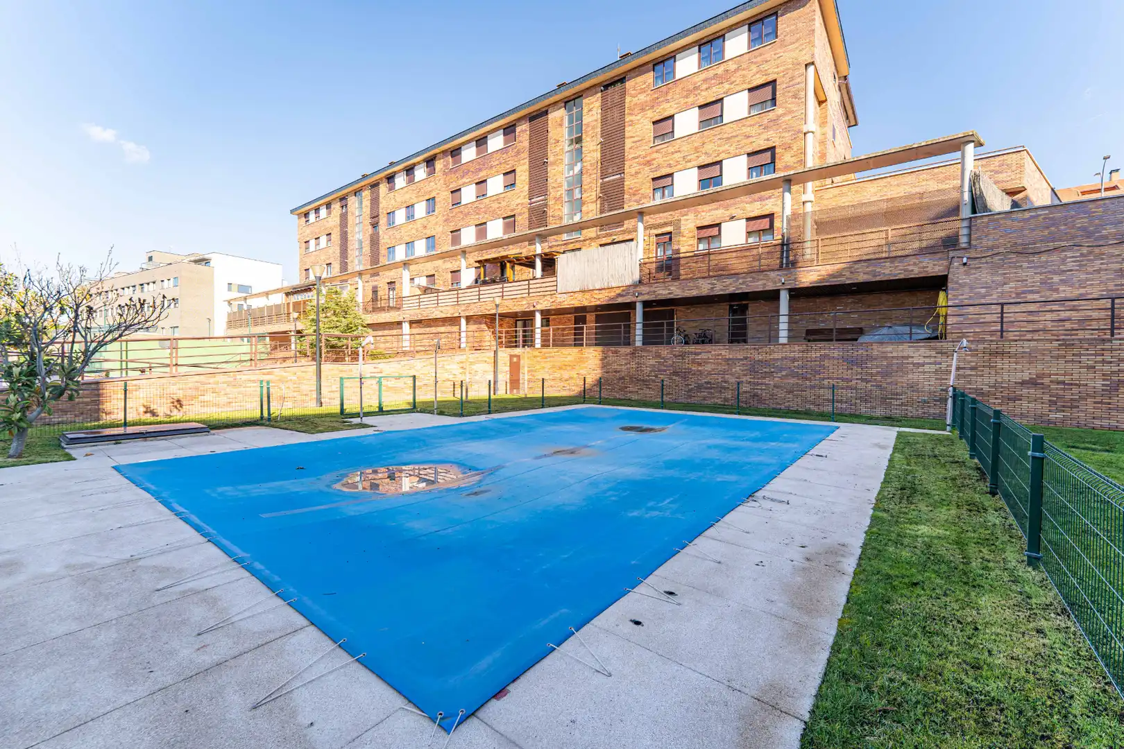 Swimming pool of Flat for sale in Arroyomolinos (Madrid)  with Air Conditioner, Heating and Private garden
