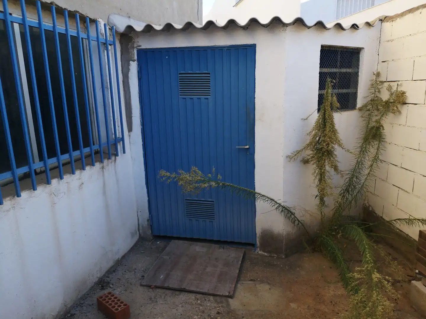 Nau industrial en venda en Cadrete